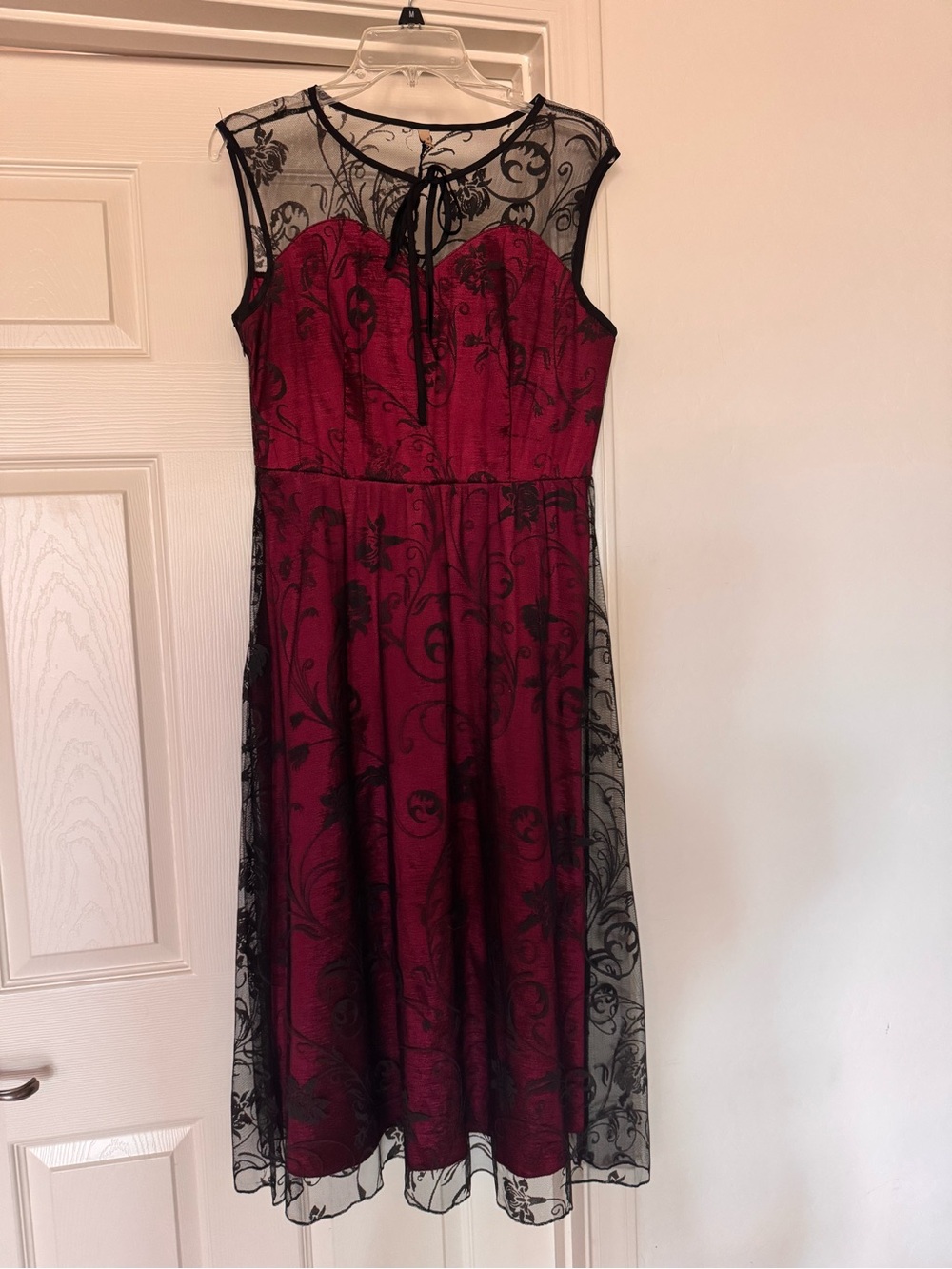 Acevog magenta knee-length dress sheer black lace overlay size XL goth grunge